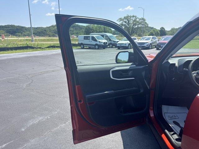 Photo of 2024 Hot Pepper Red Metallic Tinted Clearcoat Ford Bronco Sport
