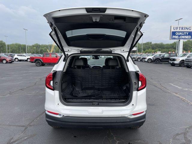 Photo of 2023 Summit White GMC Terrain