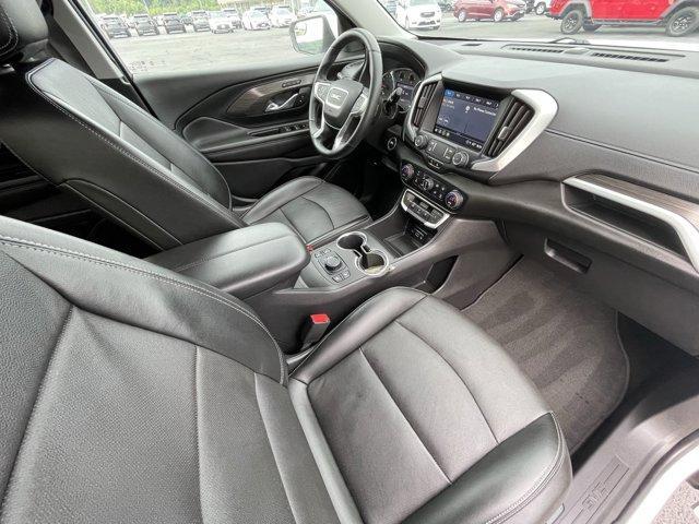Photo of 2023 Summit White GMC Terrain