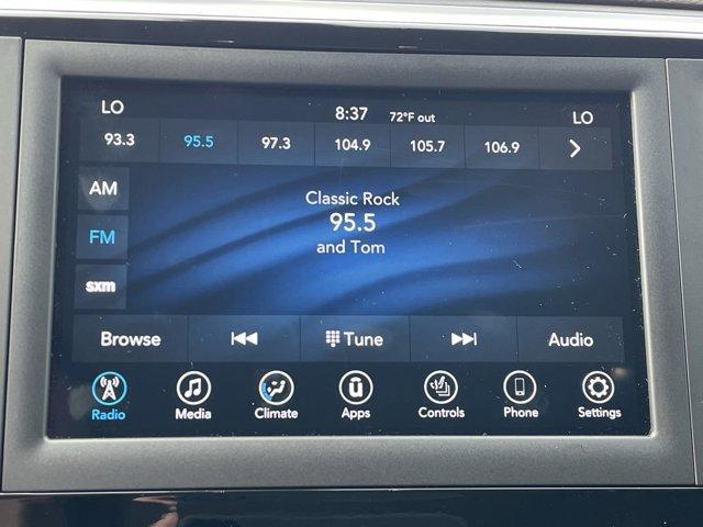 Photo of 2020 Velvet Red Pearlcoat Chrysler Pacifica