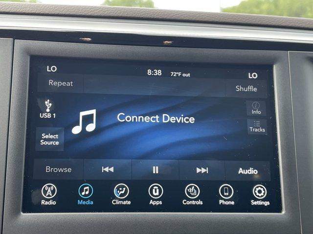 Photo of 2020 Velvet Red Pearlcoat Chrysler Pacifica