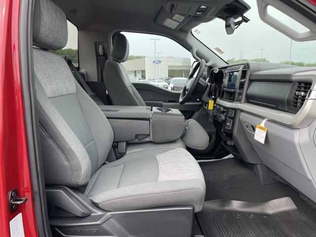 Photo of 2023 Rapid Red Metallic Tinted Clearcoat Ford F-350