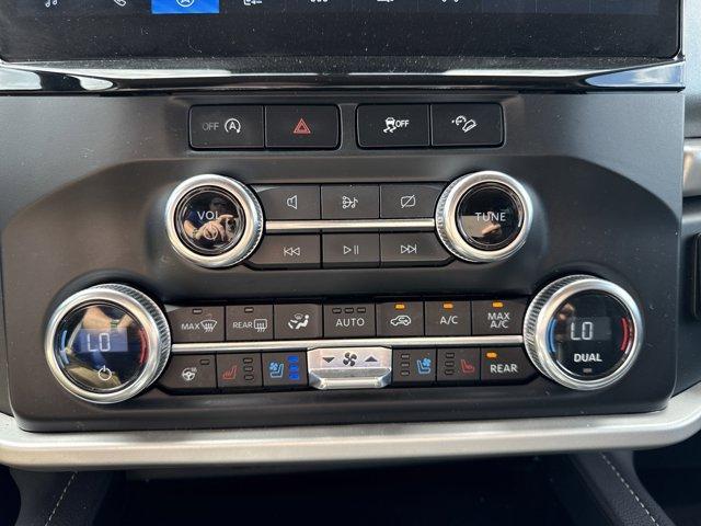 Photo of 2024 Green Ford Expedition