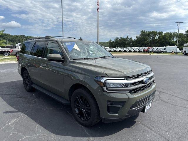 Photo of 2024 Green Ford Expedition