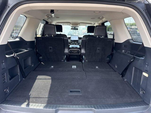 Photo of 2024 Green Ford Expedition