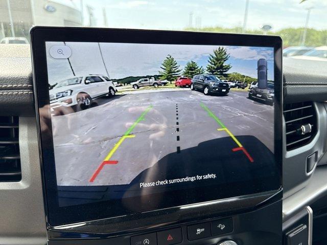 Photo of 2024 Green Ford Expedition