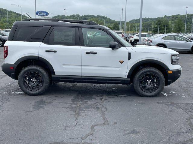 Photo of 2025 Oxford White Ford Bronco Sport