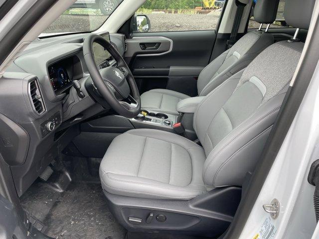 Photo of 2025 Oxford White Ford Bronco Sport
