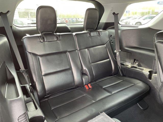 Photo of 2022 Green Metallic Ford Explorer