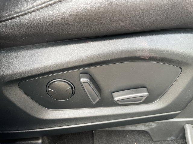 Photo of 2022 Green Metallic Ford Explorer
