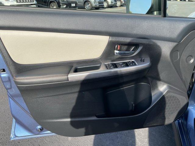 Photo of 2017 Quartz Blue Pearl Subaru Crosstrek
