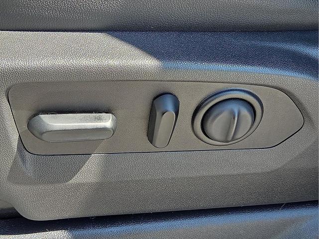 Photo of 2021 Summit White GMC Sierra 1500