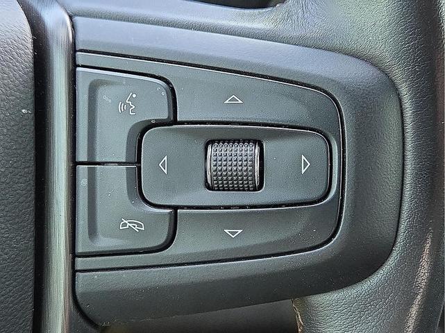 Photo of 2021 Summit White GMC Sierra 1500