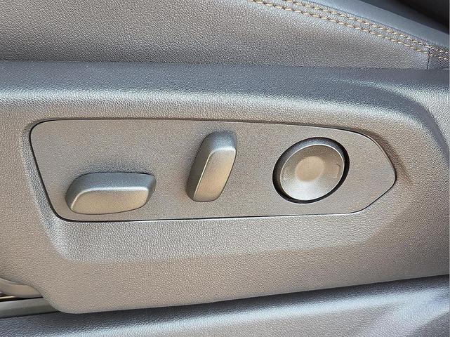 Photo of 2026 Summit White GMC Sierra 1500
