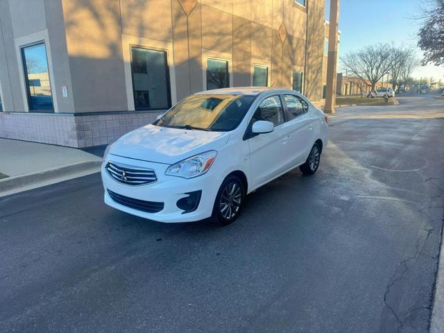 Photo of 2018 Pearl White Mitsubishi Mirage G4