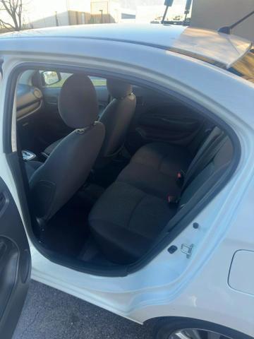 Photo of 2018 Pearl White Mitsubishi Mirage G4