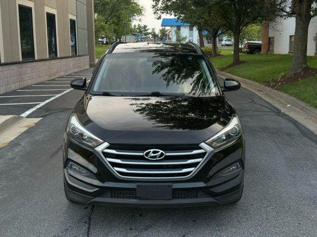 Photo of 2017 Black Noir Pearl Hyundai TUCSON