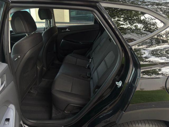 Photo of 2017 Black Noir Pearl Hyundai TUCSON