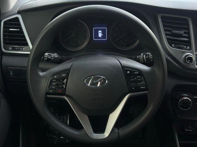 Photo of 2017 Black Noir Pearl Hyundai TUCSON
