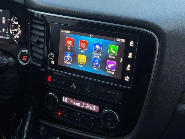 Photo of 2018 Red Mitsubishi Outlander