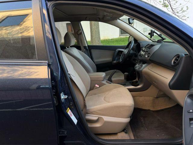 Photo of 2007 Blue Toyota RAV4