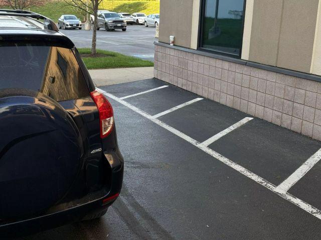 Photo of 2007 Blue Toyota RAV4