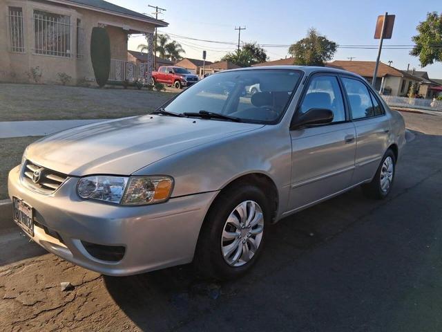 Photo of 2001 Silver Toyota Corolla
