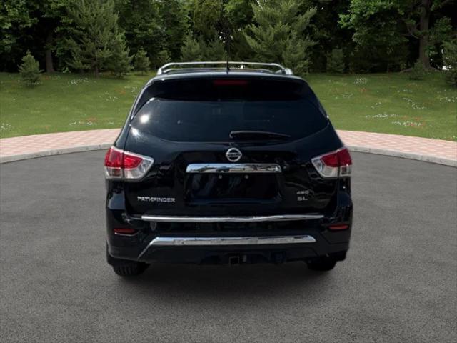 Photo of 2014  Nissan Pathfinder