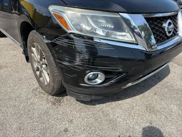 Photo of 2014  Nissan Pathfinder
