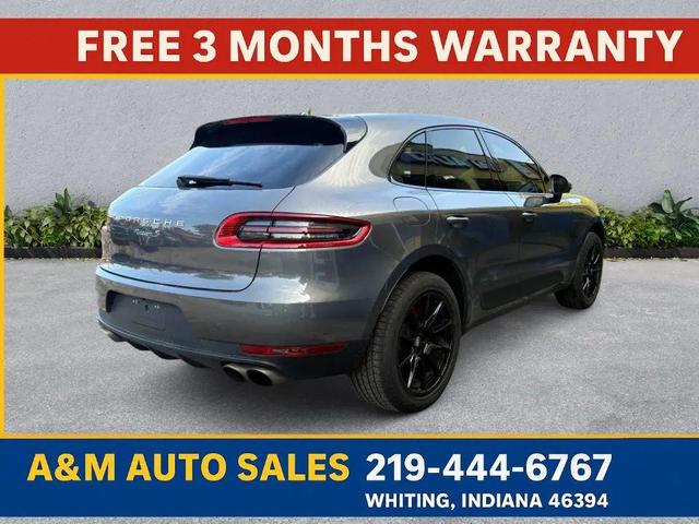 Photo of 2016 Black Porsche Macan