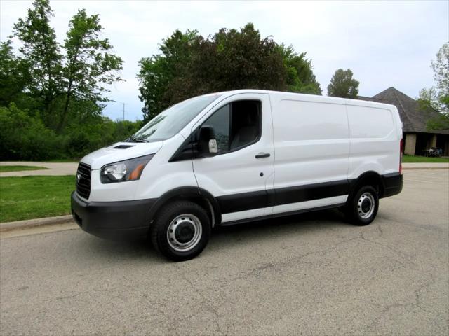Photo of 2019 White Ford Transit-250