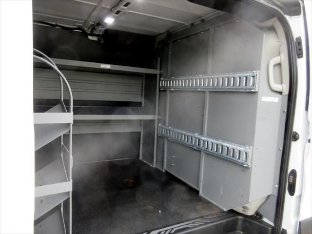 Photo of 2019 White Ford Transit-250