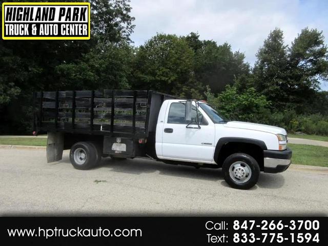 Photo of 2005 White Chevrolet Silverado 3500
