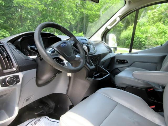 Photo of 2016 White Ford Transit-250