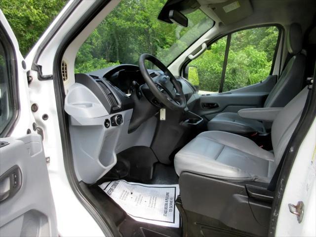 Photo of 2016 White Ford Transit-250