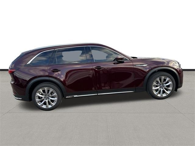 Photo of 2025 Red Mazda CX-90