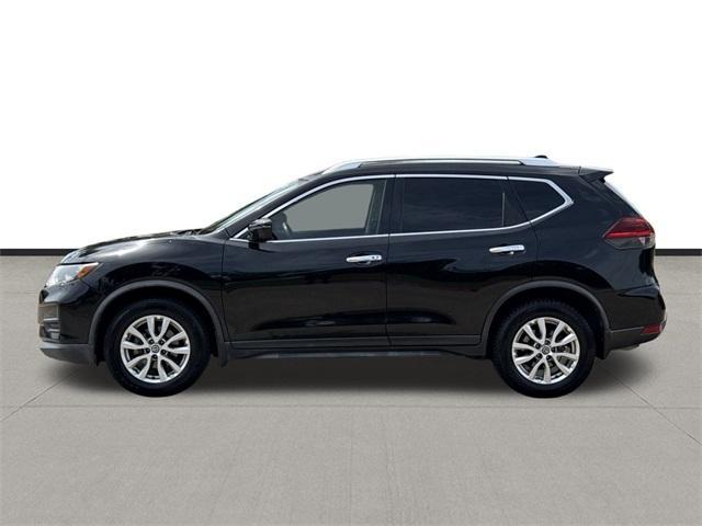 Photo of 2018 Magnetic Black Nissan Rogue