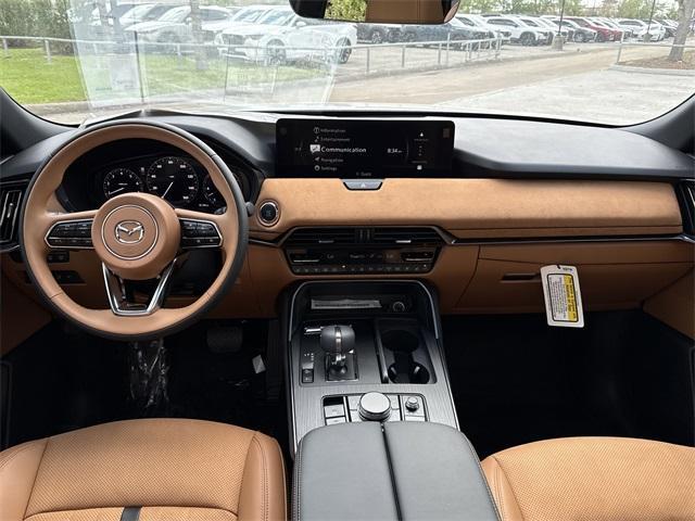 Photo of 2025 Rhodium Mazda CX-70