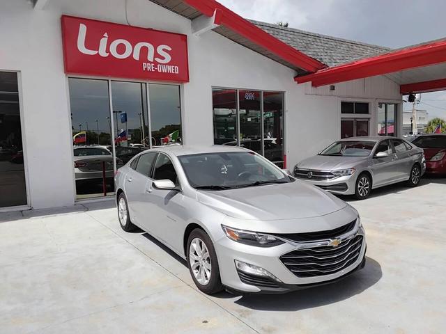 Photo of 2020 Silver Ice Metallic Chevrolet Malibu