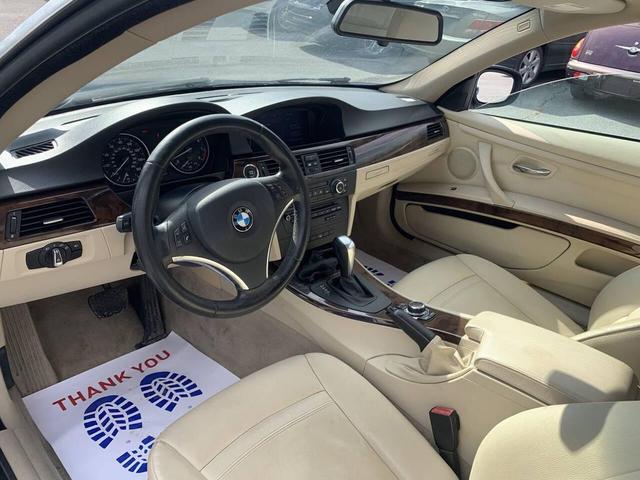 Photo of 2011 Blue BMW 328