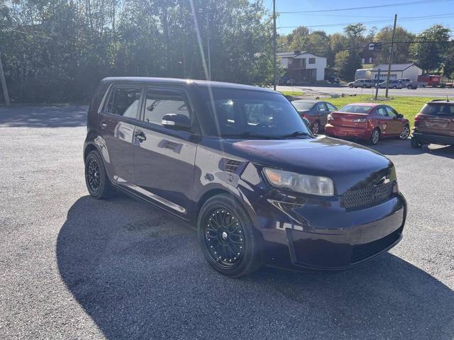 Photo of 2008 Burgundy Scion xB