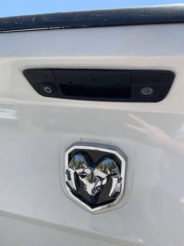 Photo of 2014 Bright White Clearcoat RAM 2500