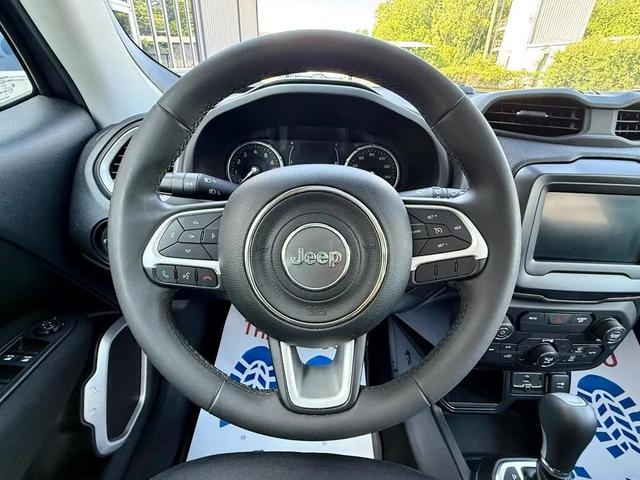 Photo of 2019 Gray Jeep Renegade