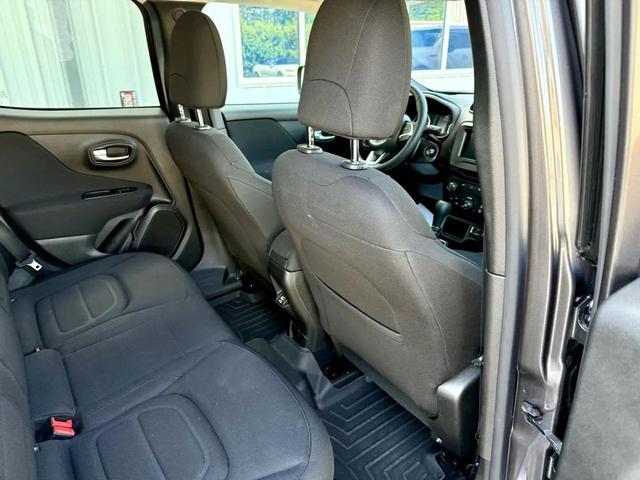 Photo of 2019 Gray Jeep Renegade