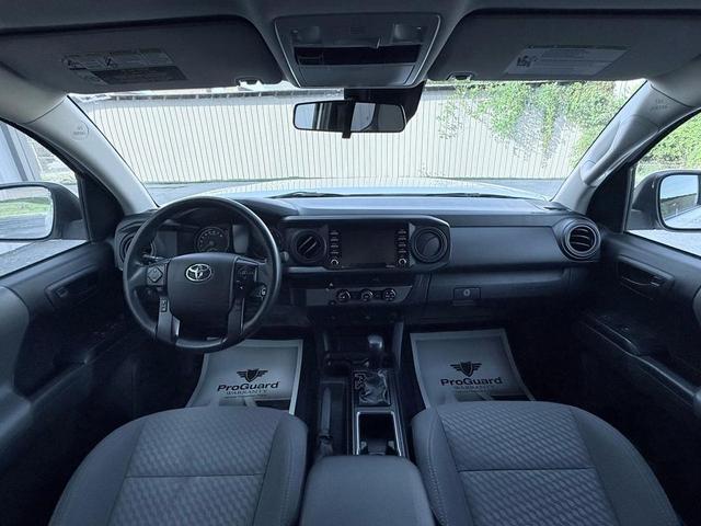 Photo of 2021 Super White Toyota Tacoma
