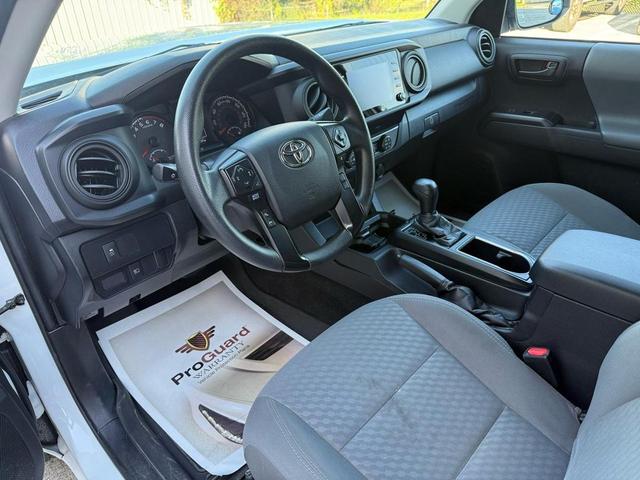 Photo of 2021 Super White Toyota Tacoma