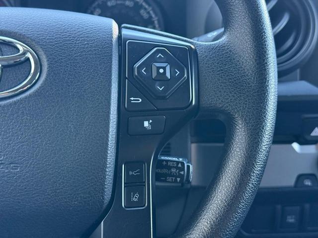Photo of 2021 Super White Toyota Tacoma