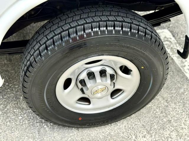 Photo of 2021 Summit White Chevrolet Express 2500