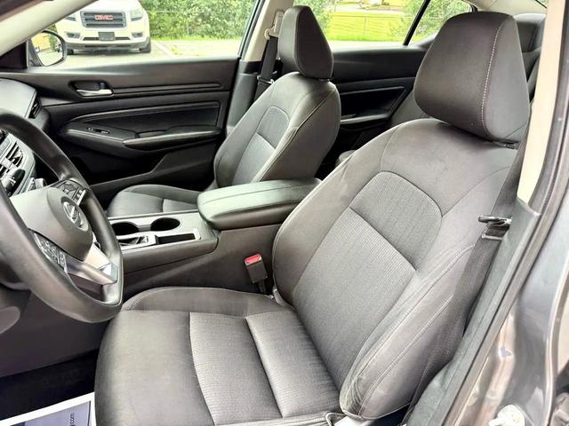 Photo of 2020 Gun Metallic Nissan Altima