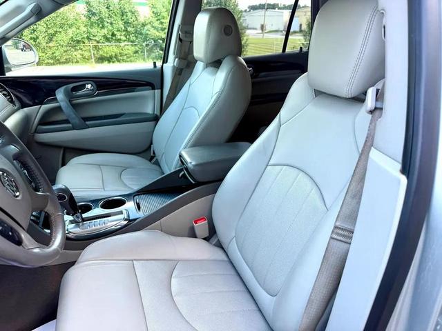 Photo of 2017 Quicksilver Metallic Buick Enclave